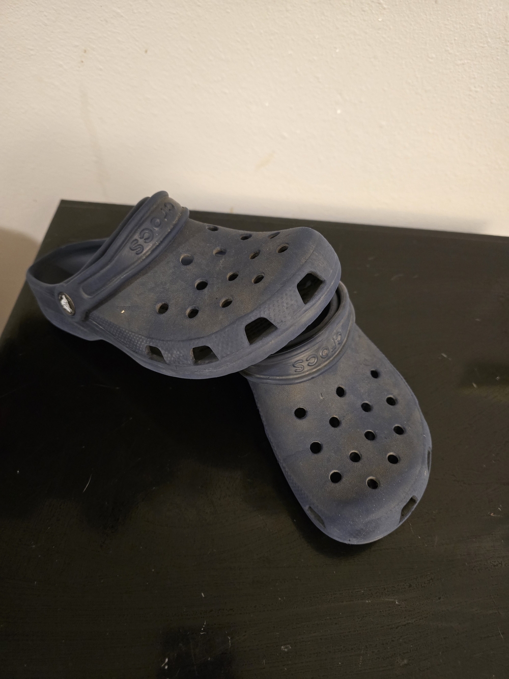 Crocs Classic Clogs in Navy Blue